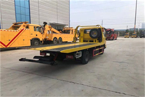 开远非事故拖车