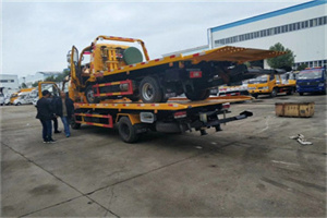 开远同城汽车补胎